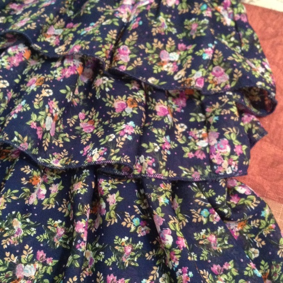 Floral, Strapless Dress - Picture 2 of 3