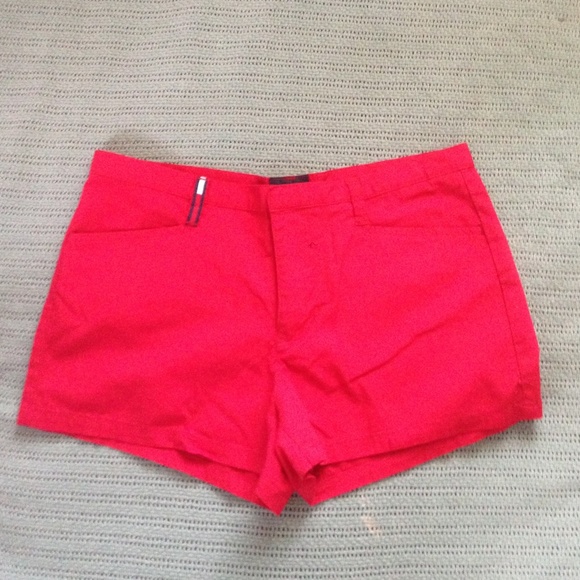 Tommy Hilfiger mid rise shorts