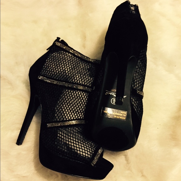 SOLD!!!!!!!!FLASH SALE !🎉🎉 - Picture 2 of 4