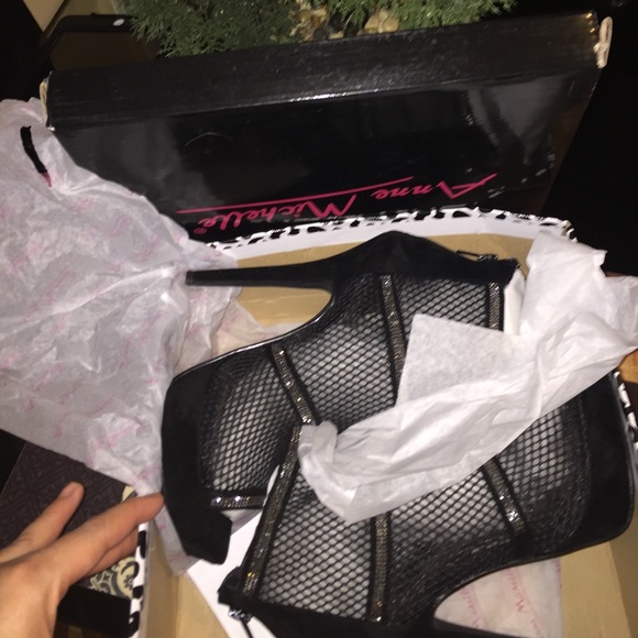 SOLD!!!!!!!!FLASH SALE !🎉🎉 - Picture 4 of 4