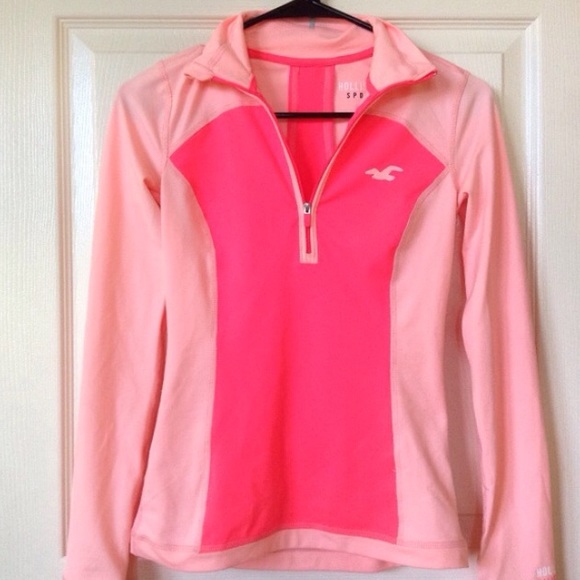 Pink Hollister sports top size XS - Picture 3 of 4