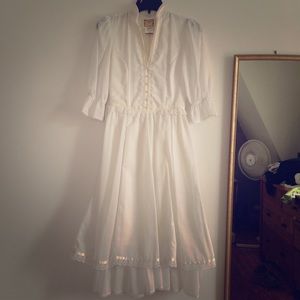 Vintage Gunne Sax white dress