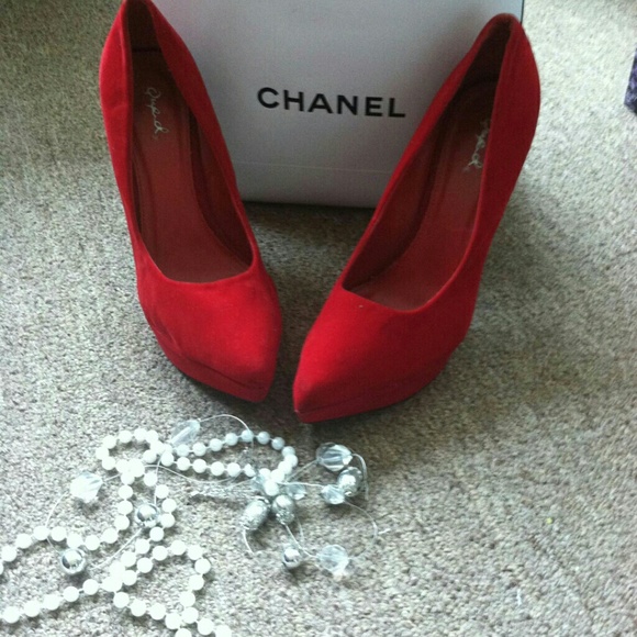 Red devil * - Picture 1 of 3