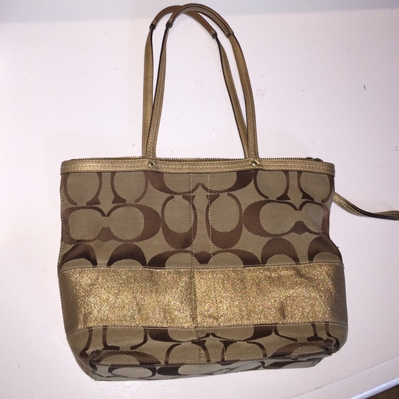 Medium Gold Coach tote