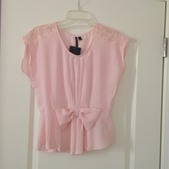 🎉HOST PICK🎉NWT bow top - S