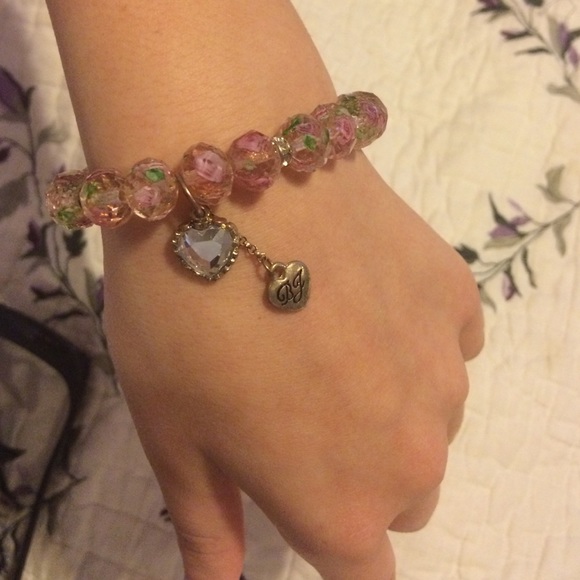 Floral pink bracelet