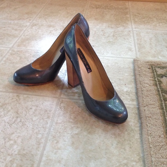 Steven by Steve Madden Silver/Grey Bessy Pumps