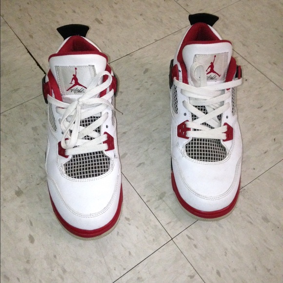 🚨 traded 🚨 Jordan 4 (got scammed)
