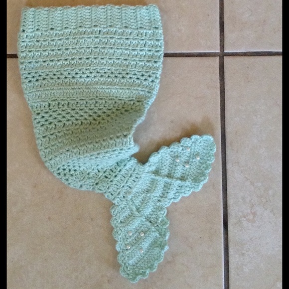 Crochet Mermaid 3pc set - Picture 2 of 3