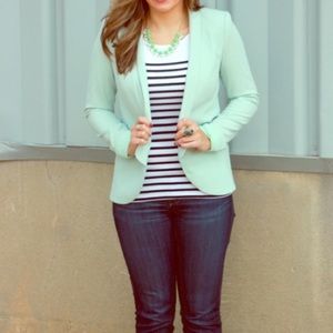 Hinge open front blazer