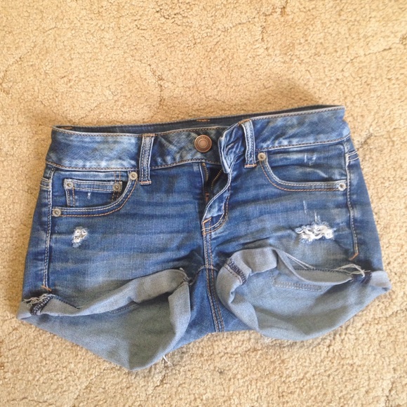 AMERICAN EAGLE SHORTS