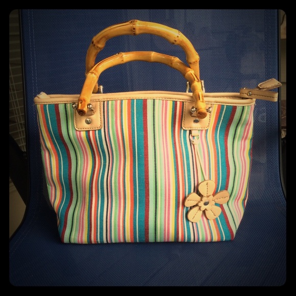 Cute colorful purse - Picture 1 of 4