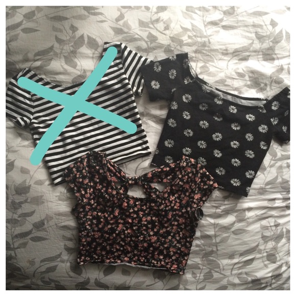 Tops - 🍍SOLD🍍 Crop top bundle
