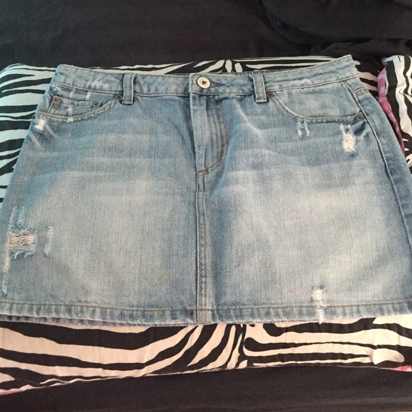 American Eagle denim skirt