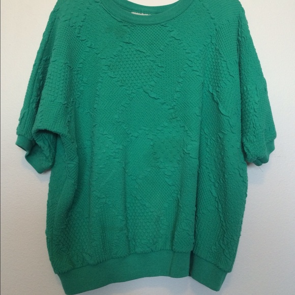 DonnKenny 90s Sweater Shirt