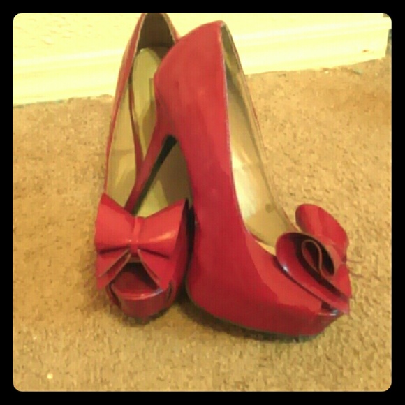 Shoes - Sexy Open-Toe Red Heels w/ Bow