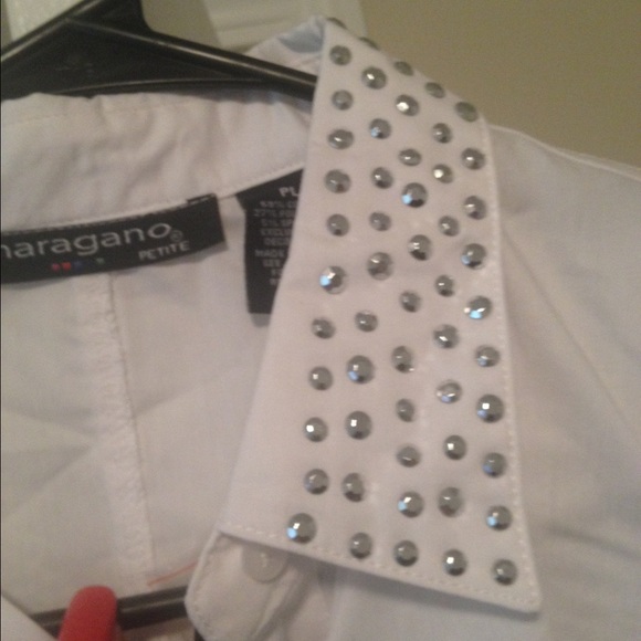 White rhinestone collar blouse - Picture 2 of 4