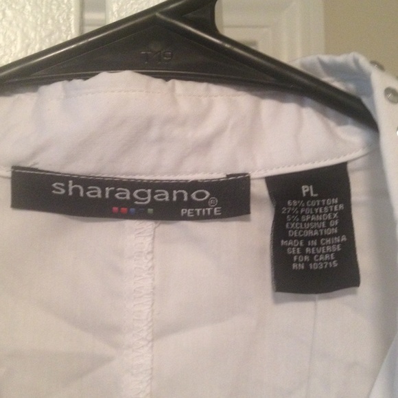 White rhinestone collar blouse - Picture 3 of 4