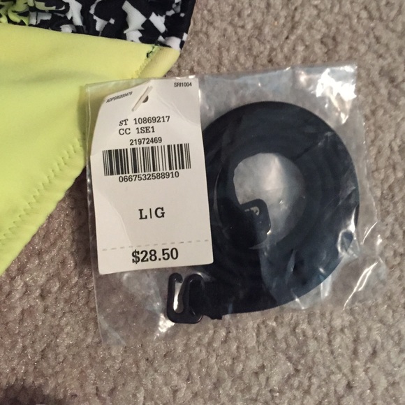 Brand new with tags VS bathing suit top - Picture 2 of 3
