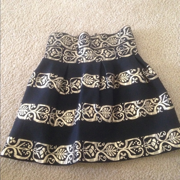 Skirt black and gold