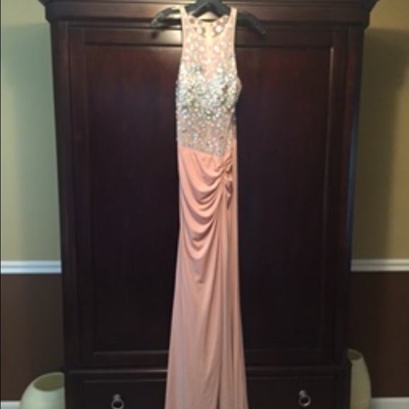 Women's Size 2-4 Formal Gown.