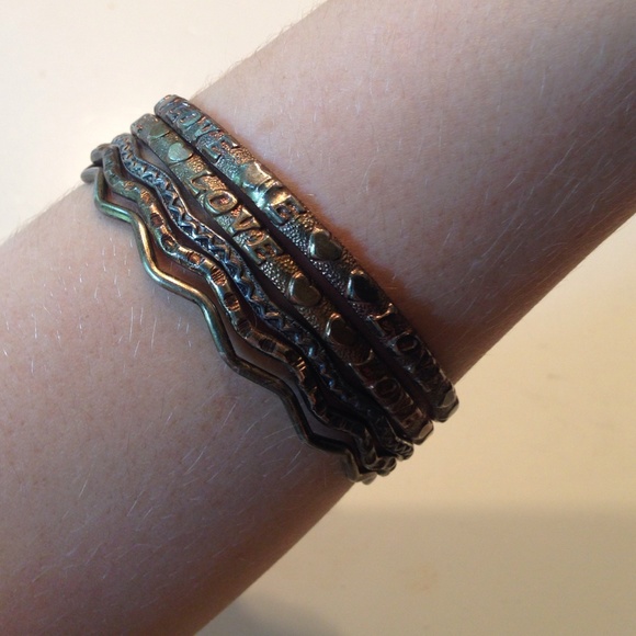 Zig Zag and Love Bangles!💖