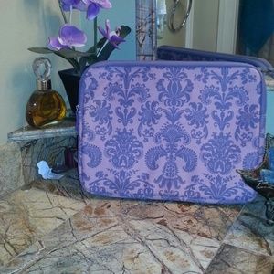 Large and Spacious Laptop Case