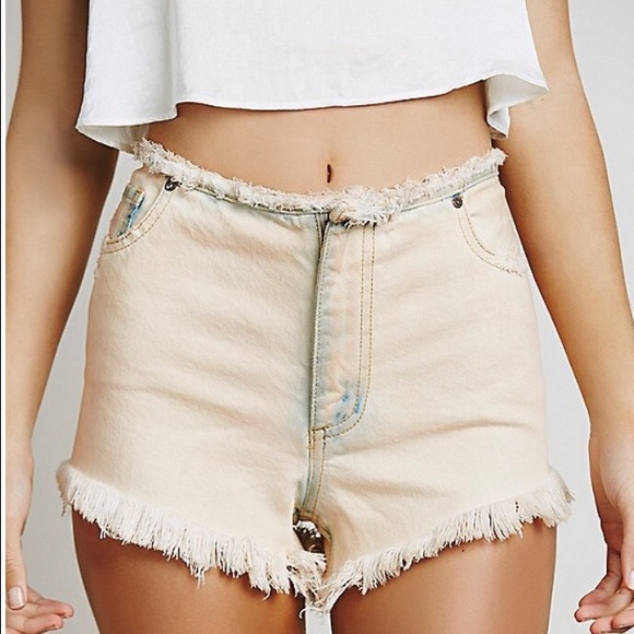 Free People shorts - Picture 3 of 3