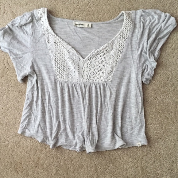 abercrombie kids Other - Gray Lace Cropped Top