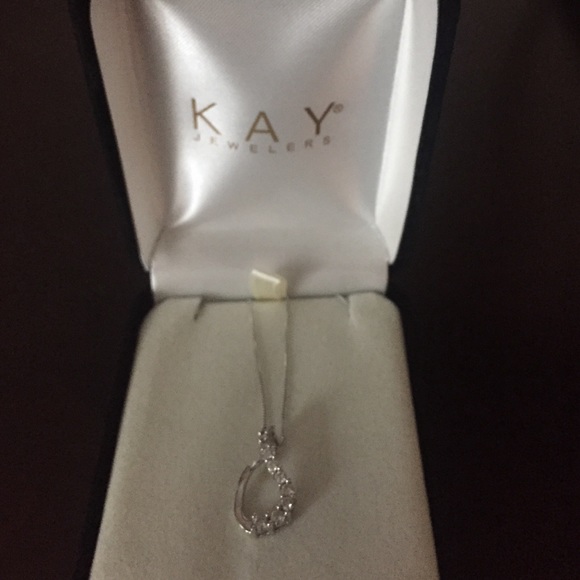 Diamonds & White Gold PRICE DROP - Picture 2 of 2