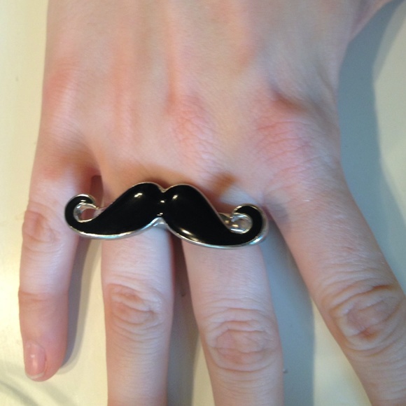 Forever 21 Dual Mustache Ring