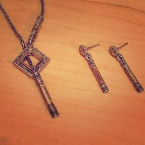 ⚡️SALE⚡️Brighton Two-Tone Necklace & Earring Set!