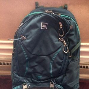 New Rei pack