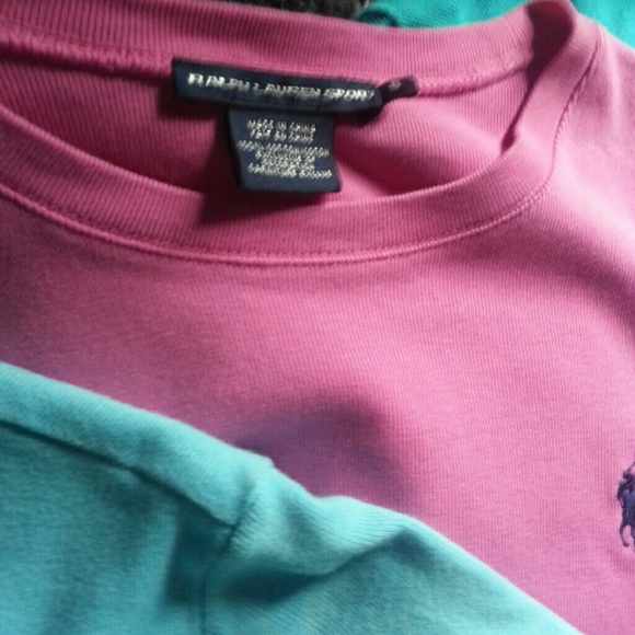 Polos - Picture 2 of 4