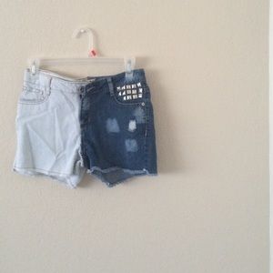 Shorts half and half