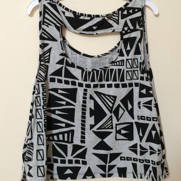 Forever 21 tribal tank top - Picture 2 of 4