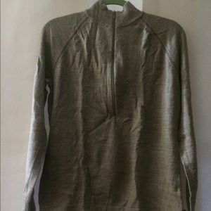 Woolrich cream sweater