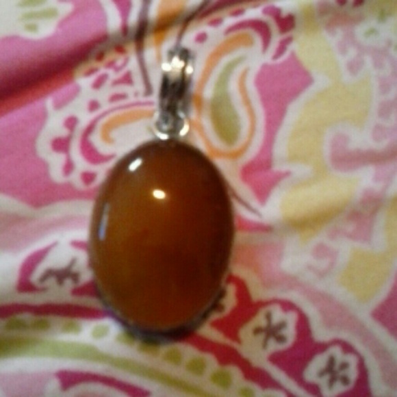 Pendant - Picture 2 of 2