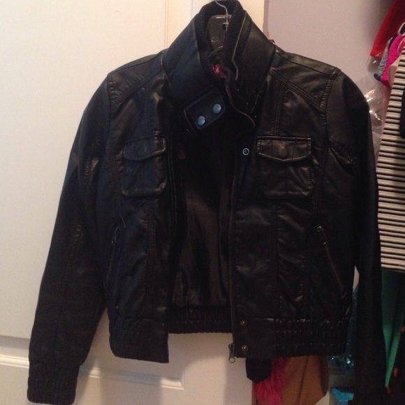 leather jacket - Picture 1 of 2