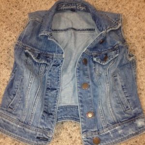 American eagle Jean vest!