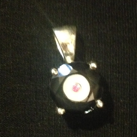 Stone pendant with tiny pink diamond inside - Picture 1 of 1