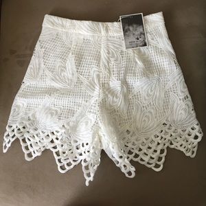 White lace shorts by SABO SKIRT (XS)