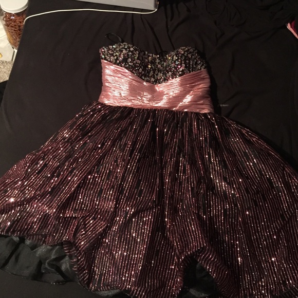 Homecoming dress - Picture 1 of 1