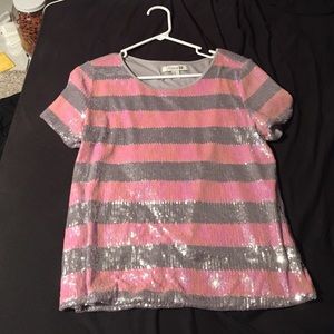 Shiny shirt