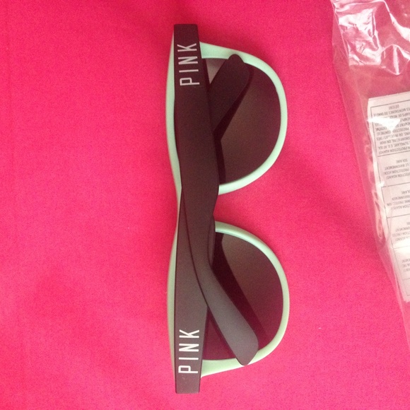 PINK VS Sunglasses