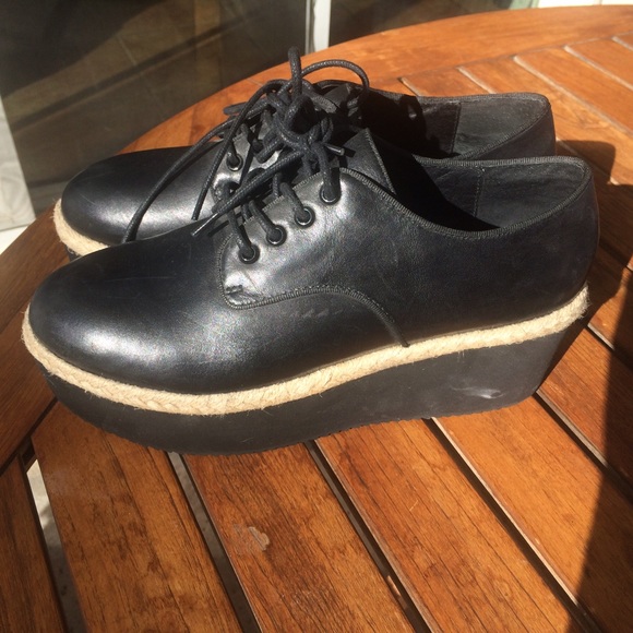 Black leather Oxford platform