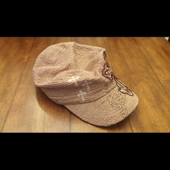 Cute hat - Picture 2 of 3