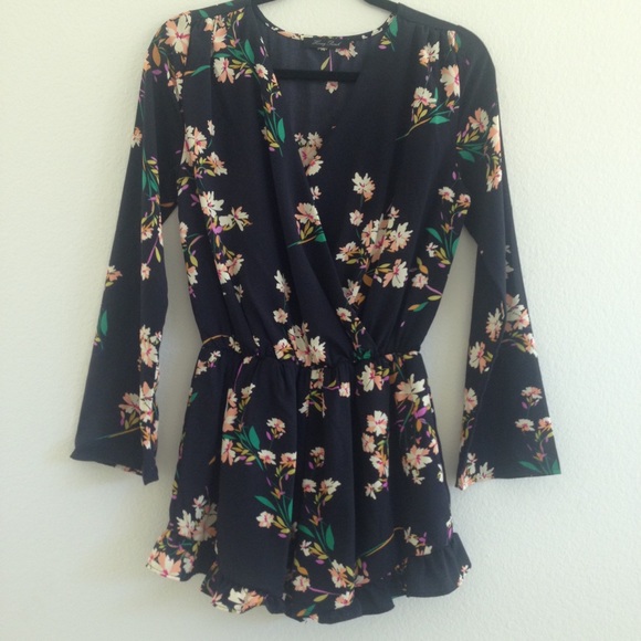 honey punch long sleeve romper