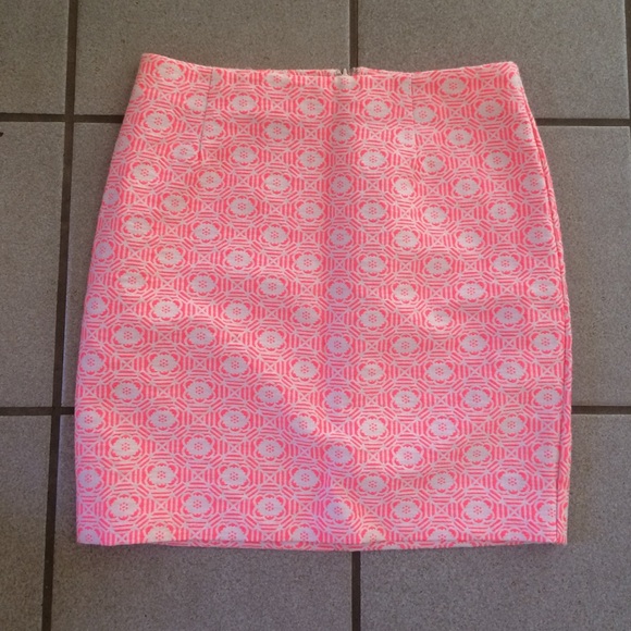 Gap pink and white skirt