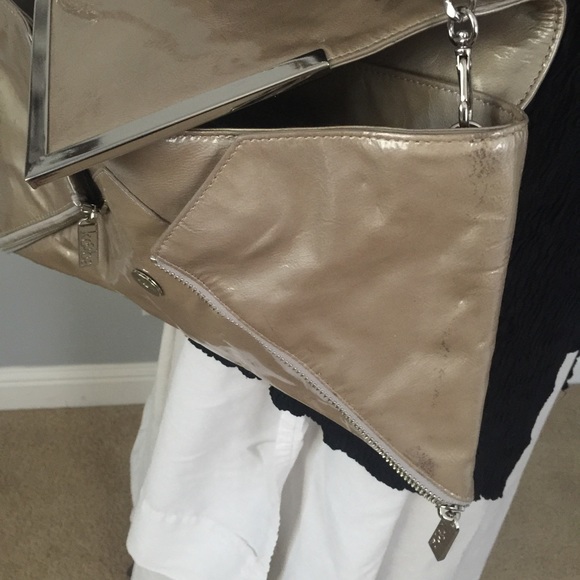 Purse - Picture 3 of 3